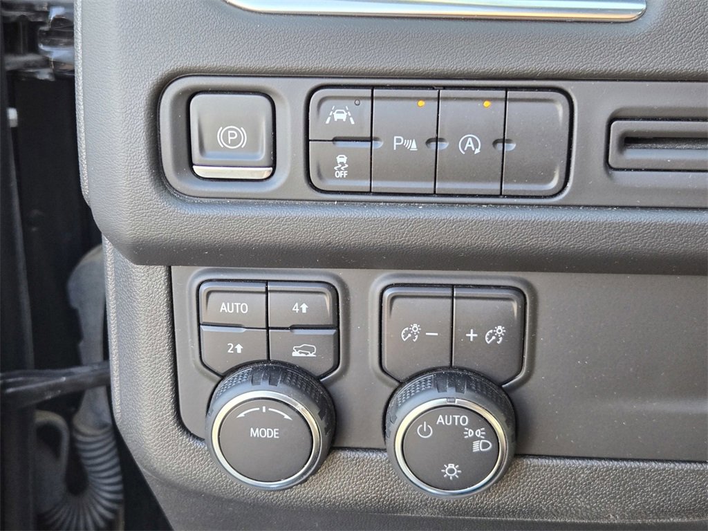 Used 2024 Chevrolet Tahoe LT image 22