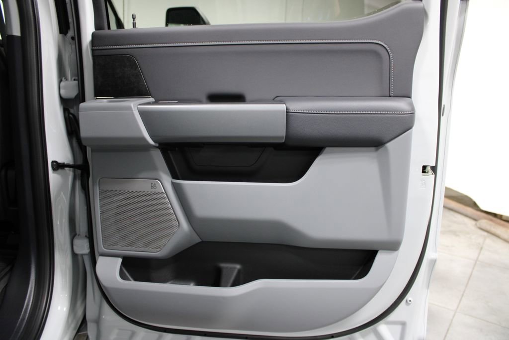 New 2026 Ford F250 XLT w/ XLT Premium Package image 35