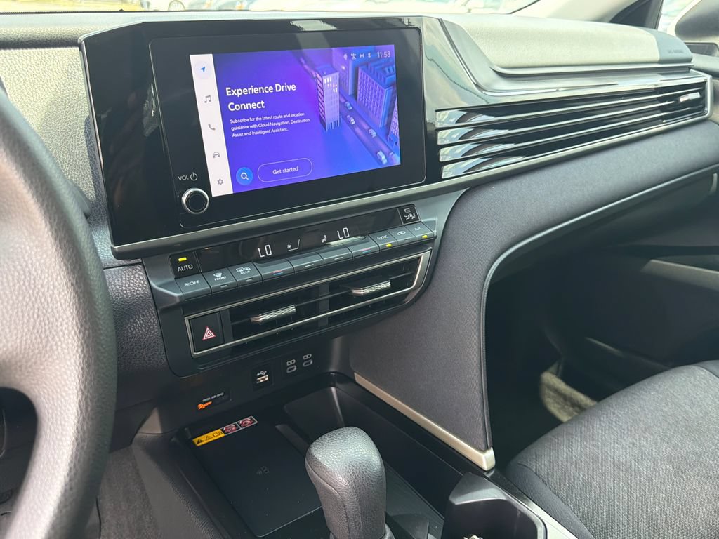Used 2025 Toyota Camry LE FWD image 32