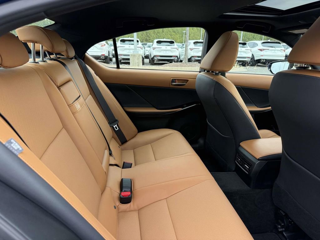 Used 2025 Lexus IS 350 F Sport image 16