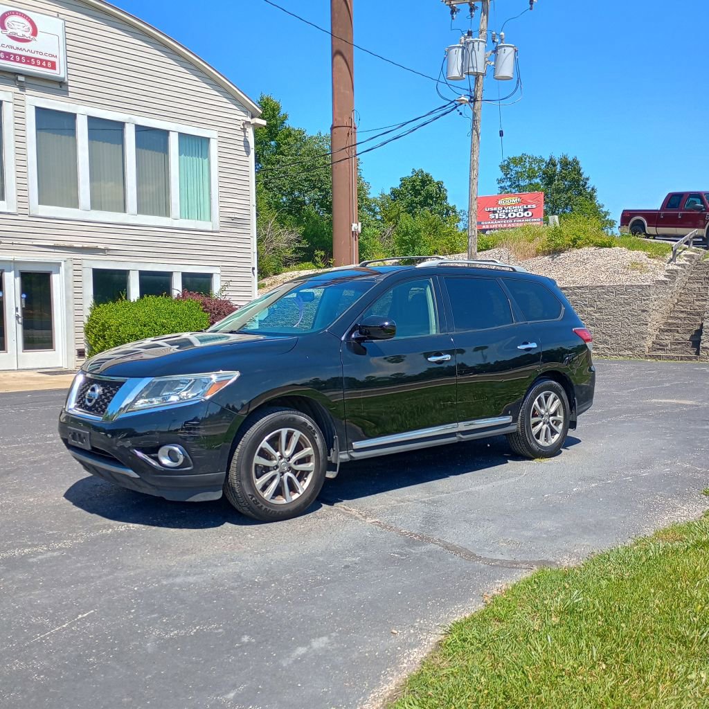 Used 2014 Nissan Pathfinder SL w/ SL Premium Package AWD/4WD image 1