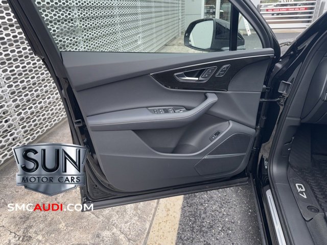 Certified 2025 Audi Q7 3.0T Premium Plus w/ Premium Plus Package image 32