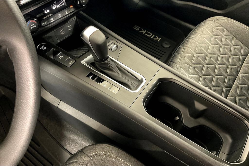 New 2026 Nissan Kicks SV image 12