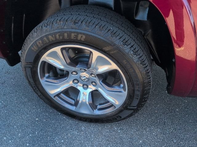 Used 2022 RAM 1500 Laramie AWD/4WD image 16