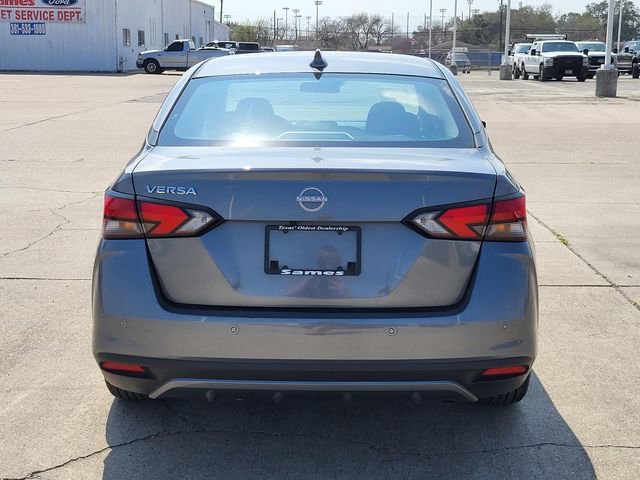 Used 2025 Nissan Versa SV FWD image 21