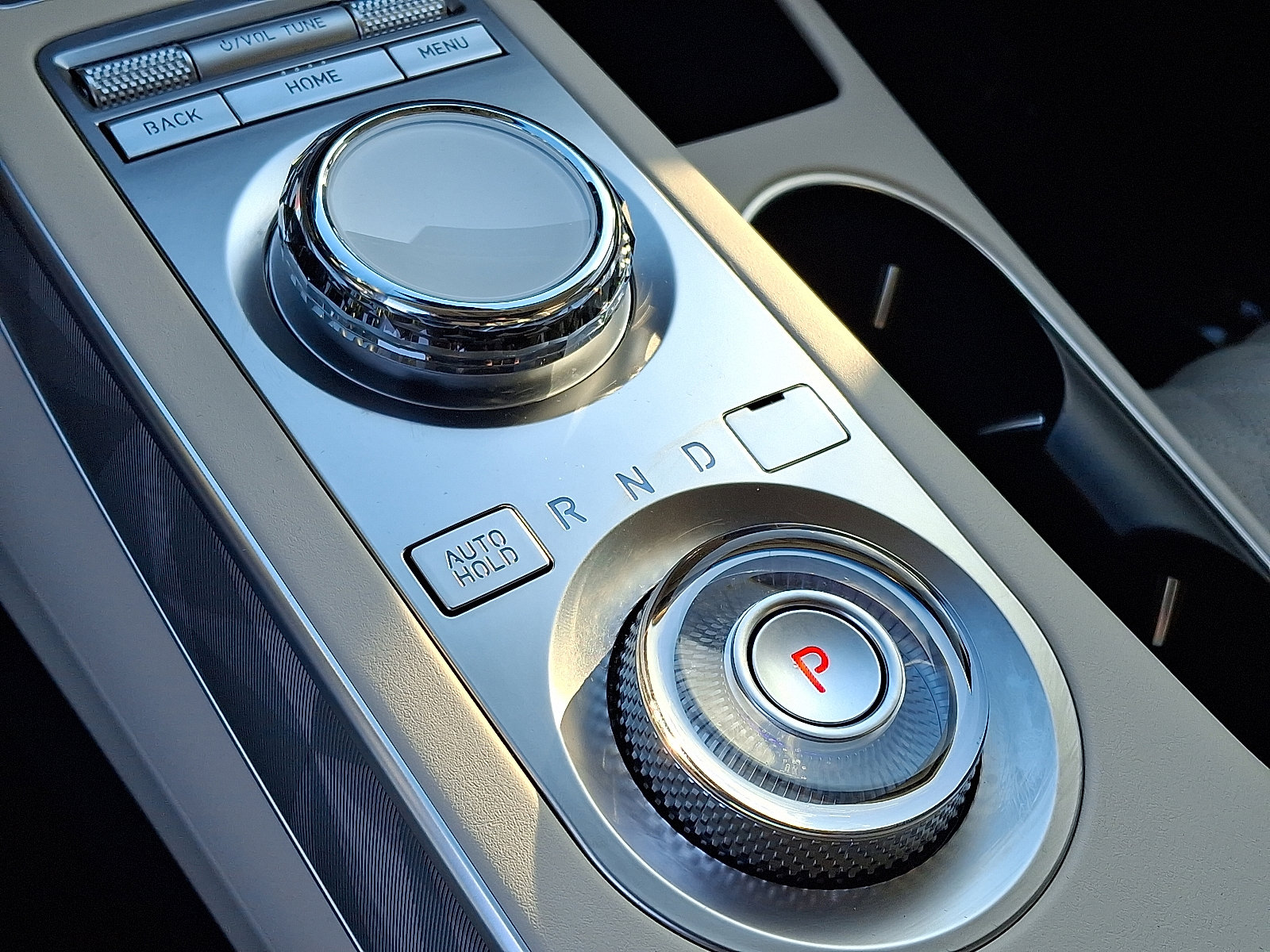 Certified 2025 Genesis GV70 3.5T Sport w/ Sport Advanced Package image 22