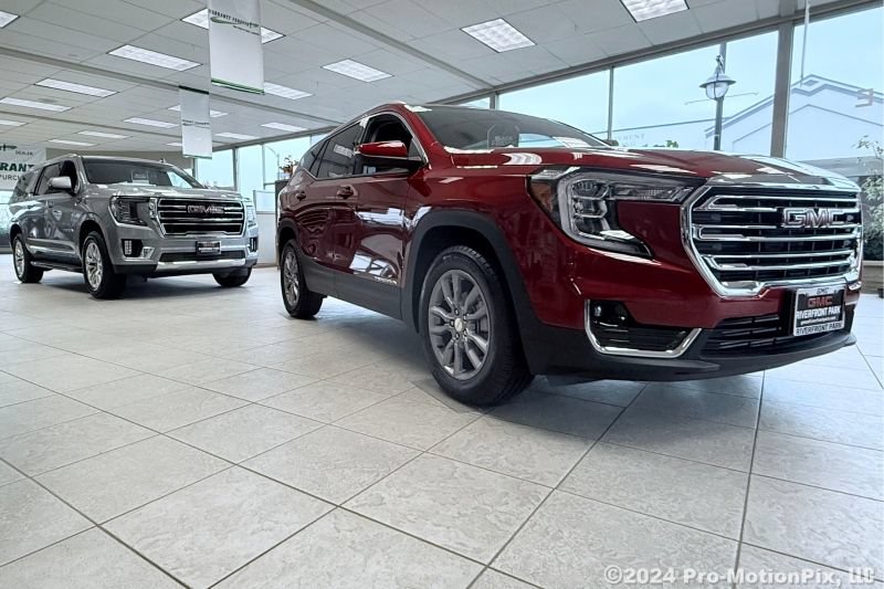 Used 2013 GMC Yukon SLT AWD/4WD image 4