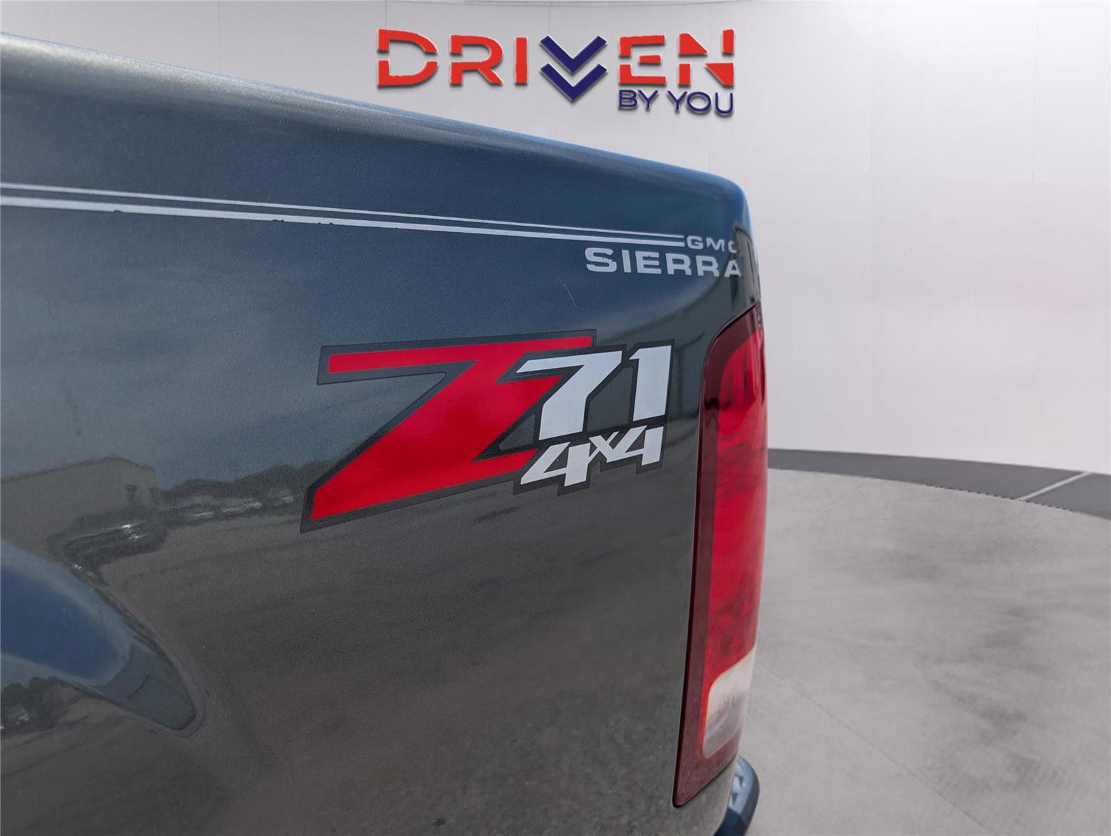 Used 2011 GMC Sierra 1500 SLE w/ Power Tech Package image 35