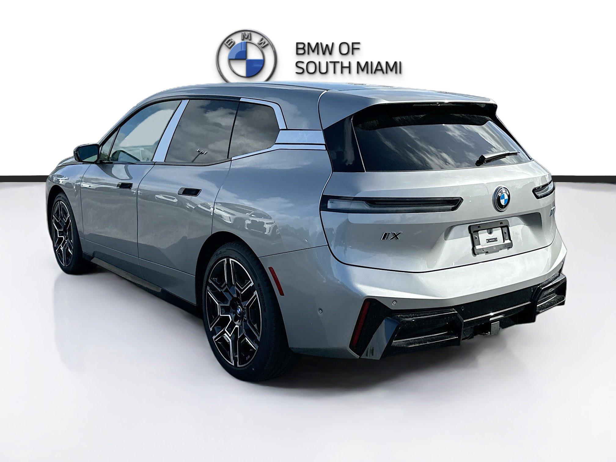 New 2026 BMW iX M70 image 4