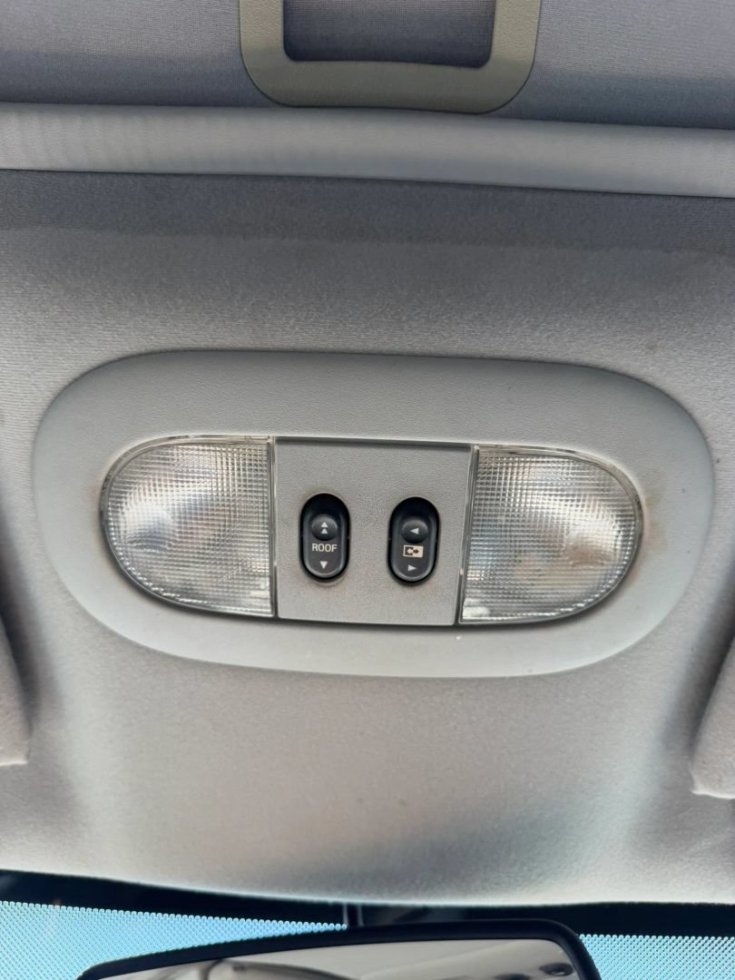 Used 2006 Lincoln Mark LT 2WD image 26