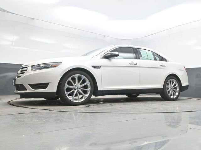 Used 2018 Ford Taurus Limited AWD/4WD image 37