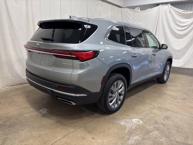 Used 2025 Buick Enclave Preferred image 3