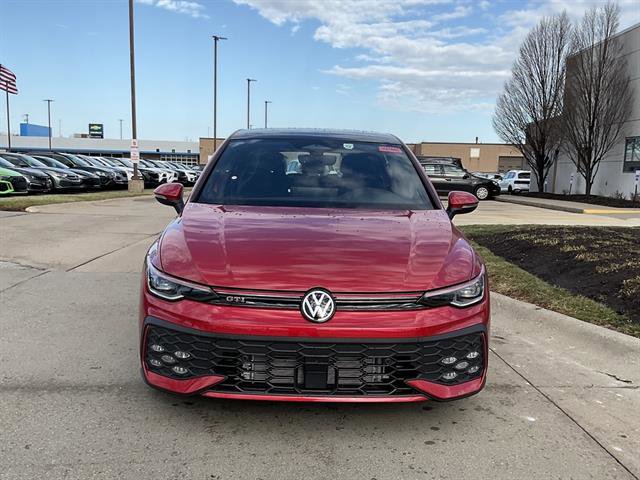 New 2026 Volkswagen GTI SE image 2