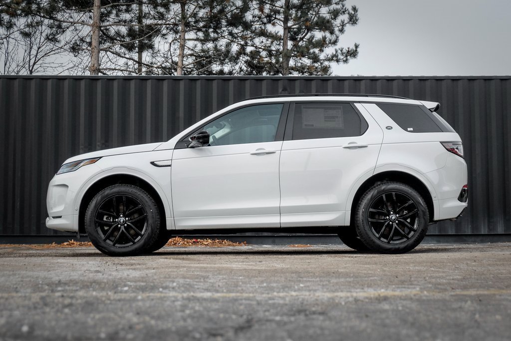 Used 2025 Land Rover Discovery Sport S image 3