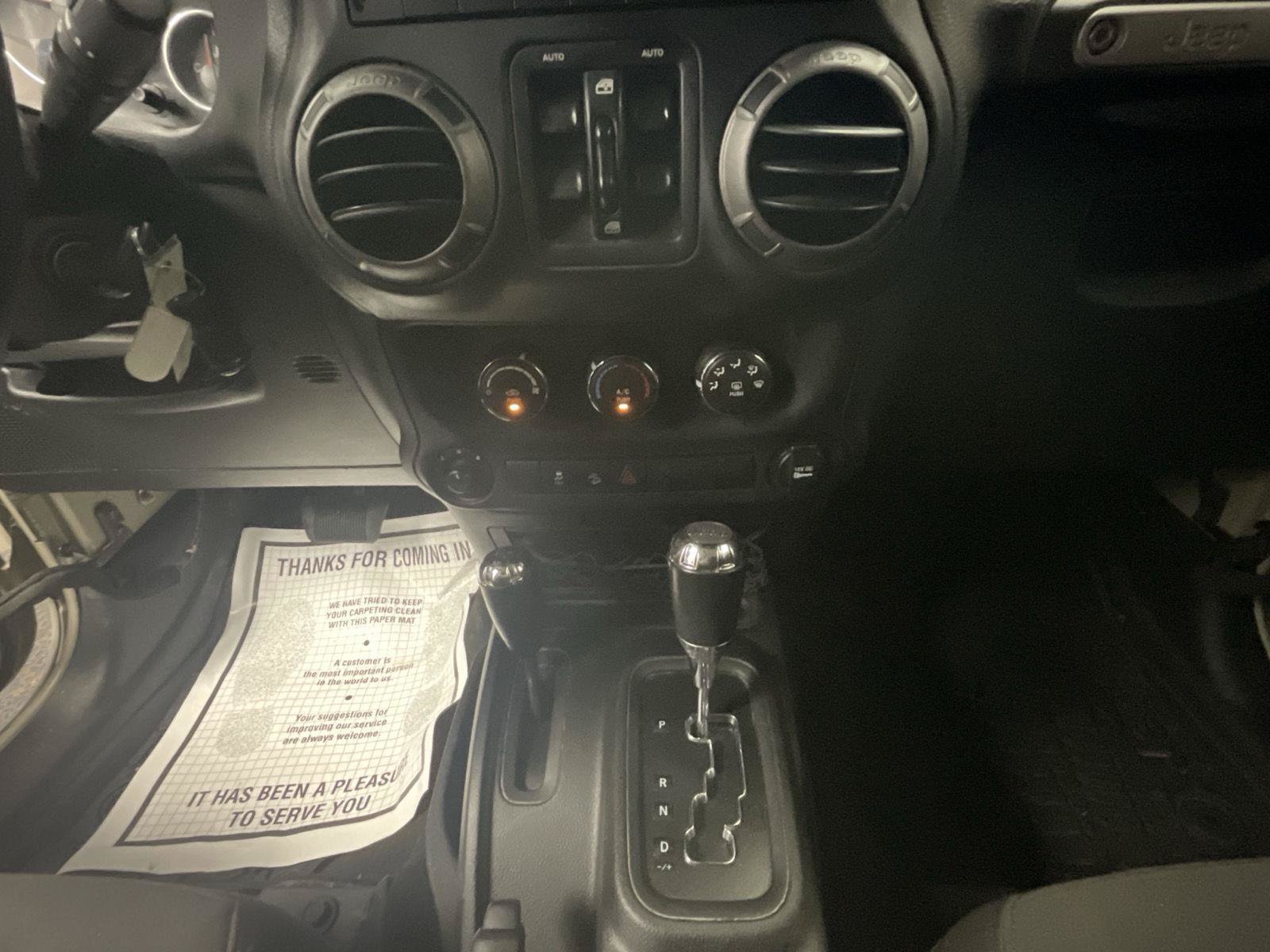 Used 2018 Jeep Wrangler Unlimited Sport S AWD/4WD image 16