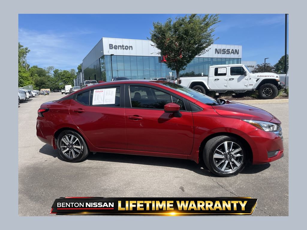 Used 2025 Nissan Versa SV w/ Trunk Package