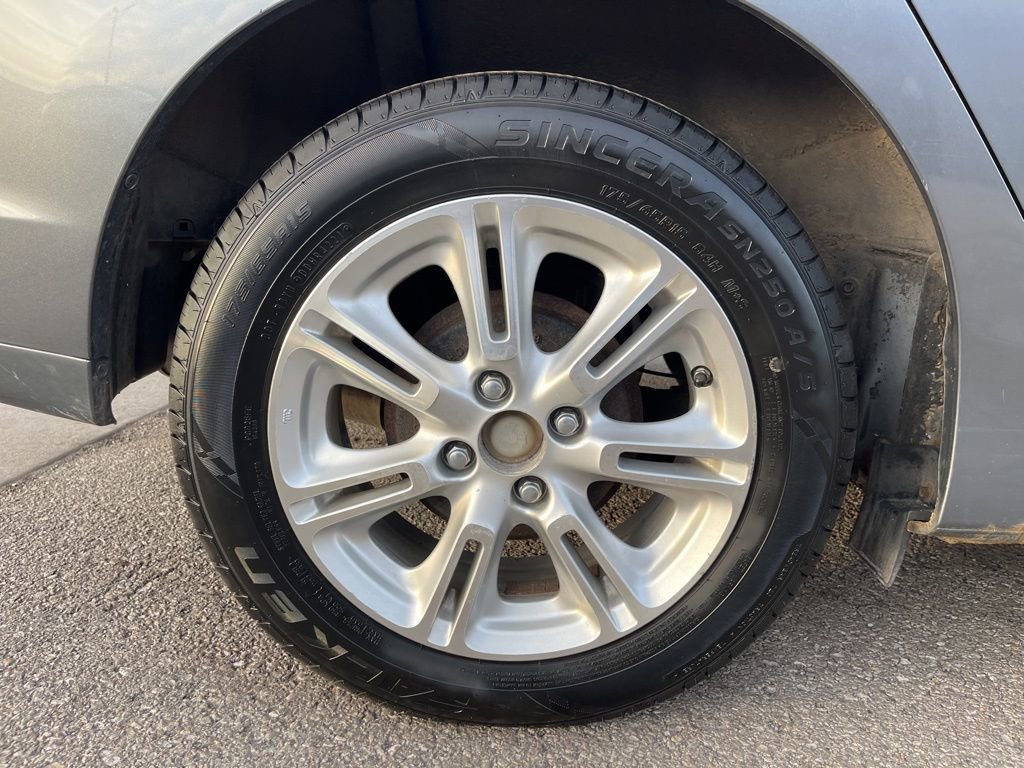 Used 2010 Honda Insight EX image 15