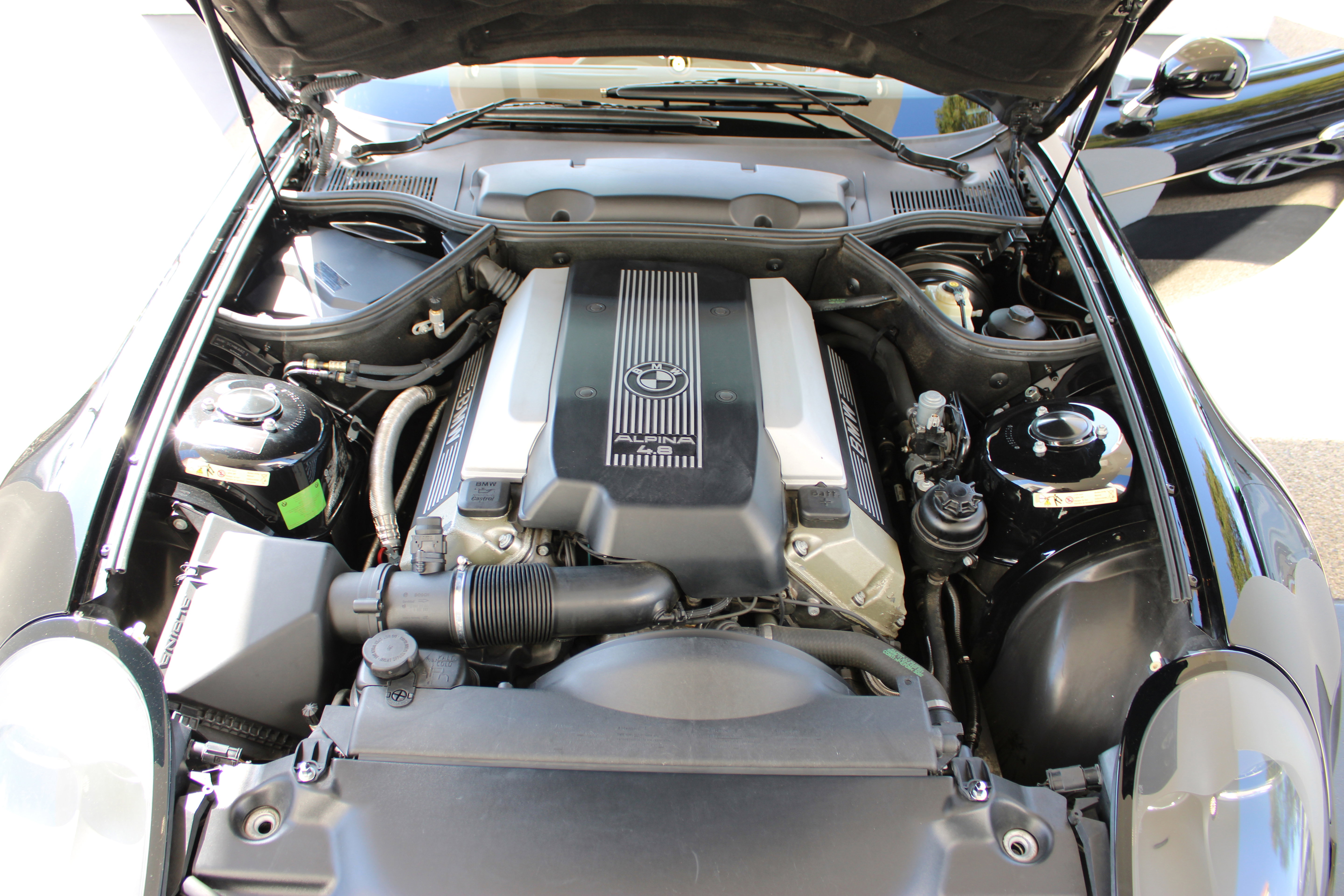 Used 2003 BMW Z8 image 47