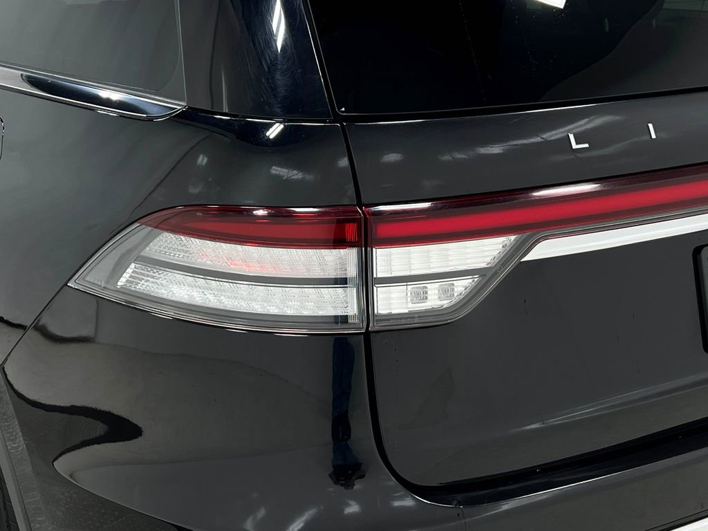 Used 2020 Lincoln Aviator Reserve w/ Equipment Group 201A AWD/4WD image 38