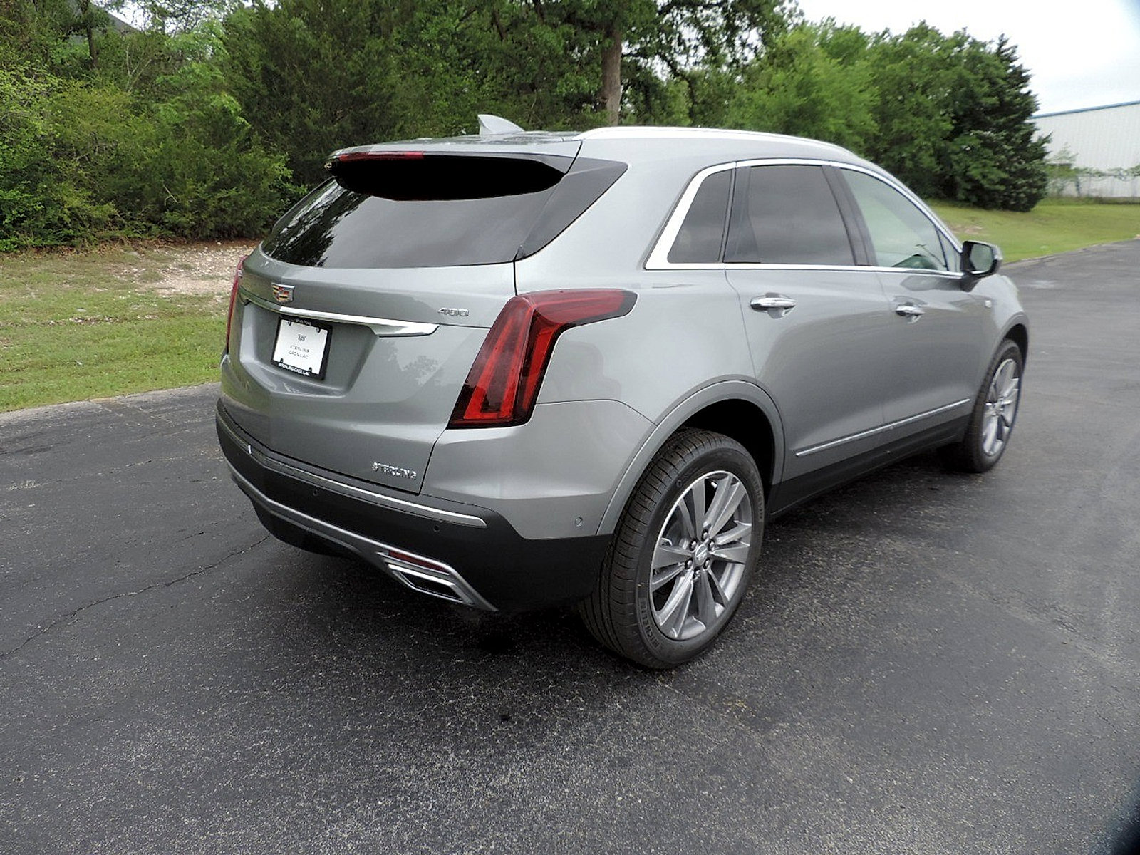 New 2026 Cadillac XT5 Premium Luxury w/ Driver Assist Package FWD image 5