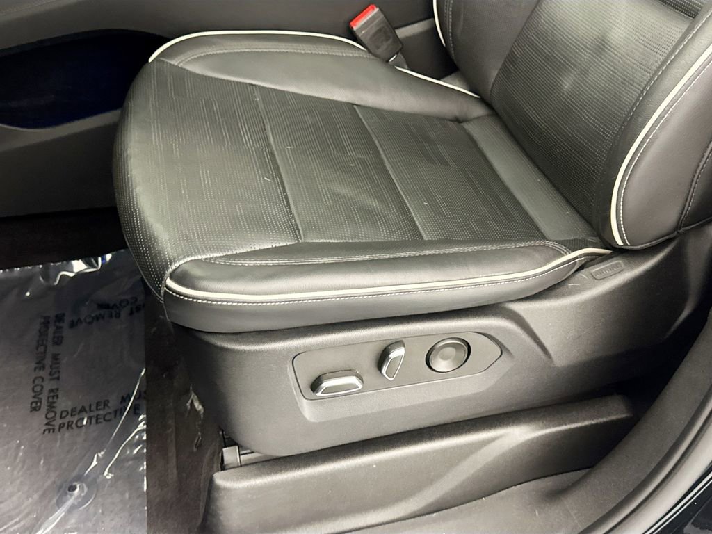 Used 2023 Cadillac Escalade Sport w/ Touring Package image 19