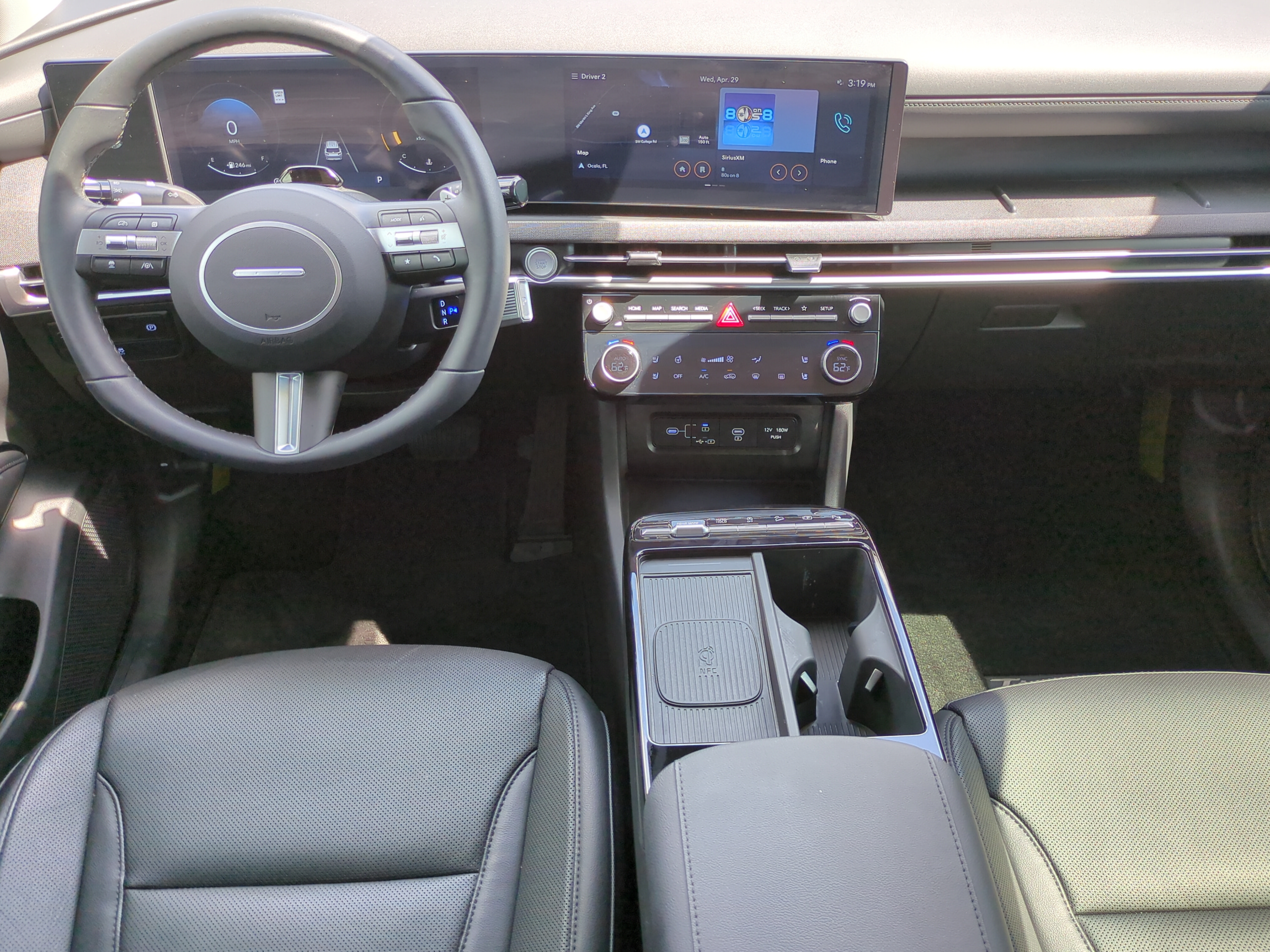 Certified 2025 Hyundai Tucson Limited FWD image 11