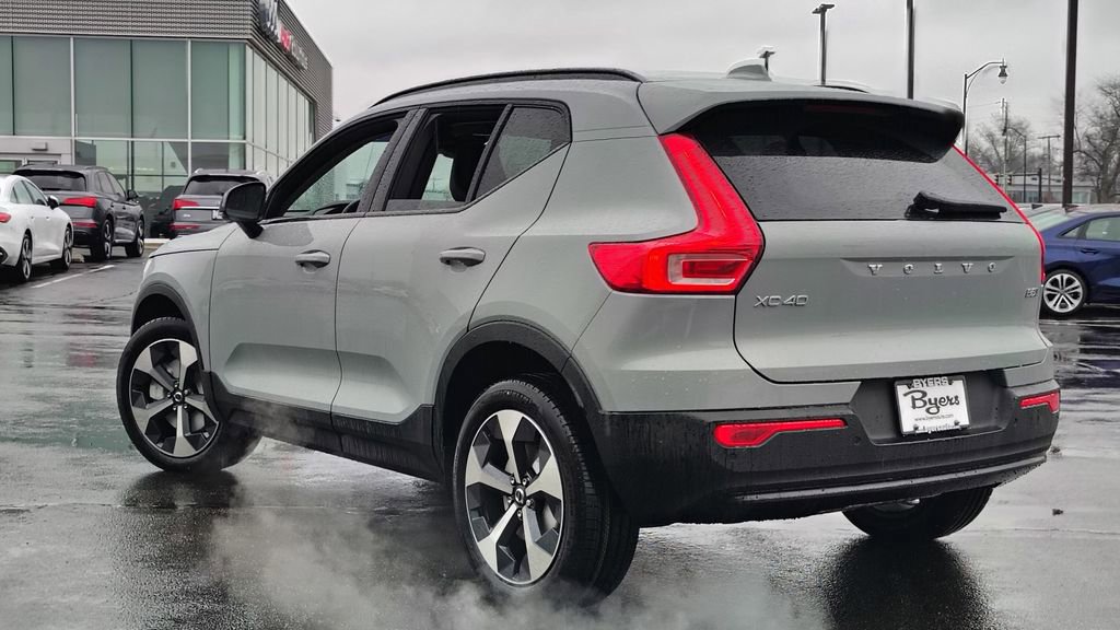 New 2026 Volvo XC40 B5 Plus w/ Protection Package Premier image 4