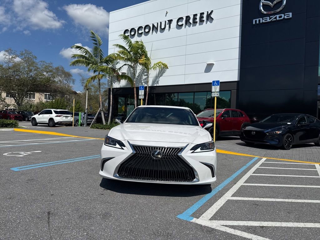 Used 2021 Lexus ES 350 w/ Premium Package image 10