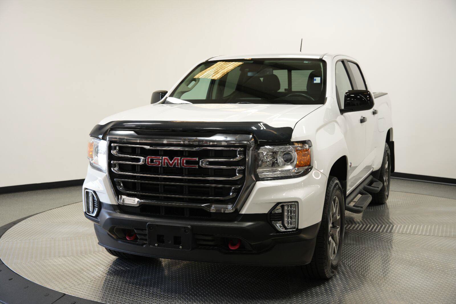 Certified 2022 GMC Canyon AT4 w/ Driver Alert Package AWD/4WD image 4