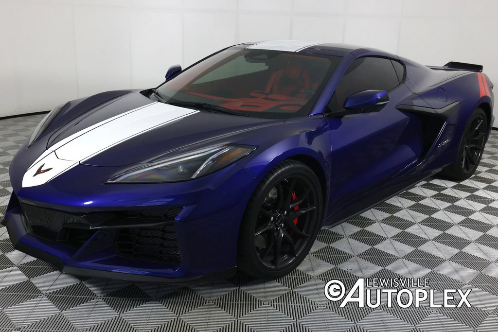 Used 2027 Chevrolet Corvette Grand Sport w/ Z52 Sport Performance Package RWD image 9