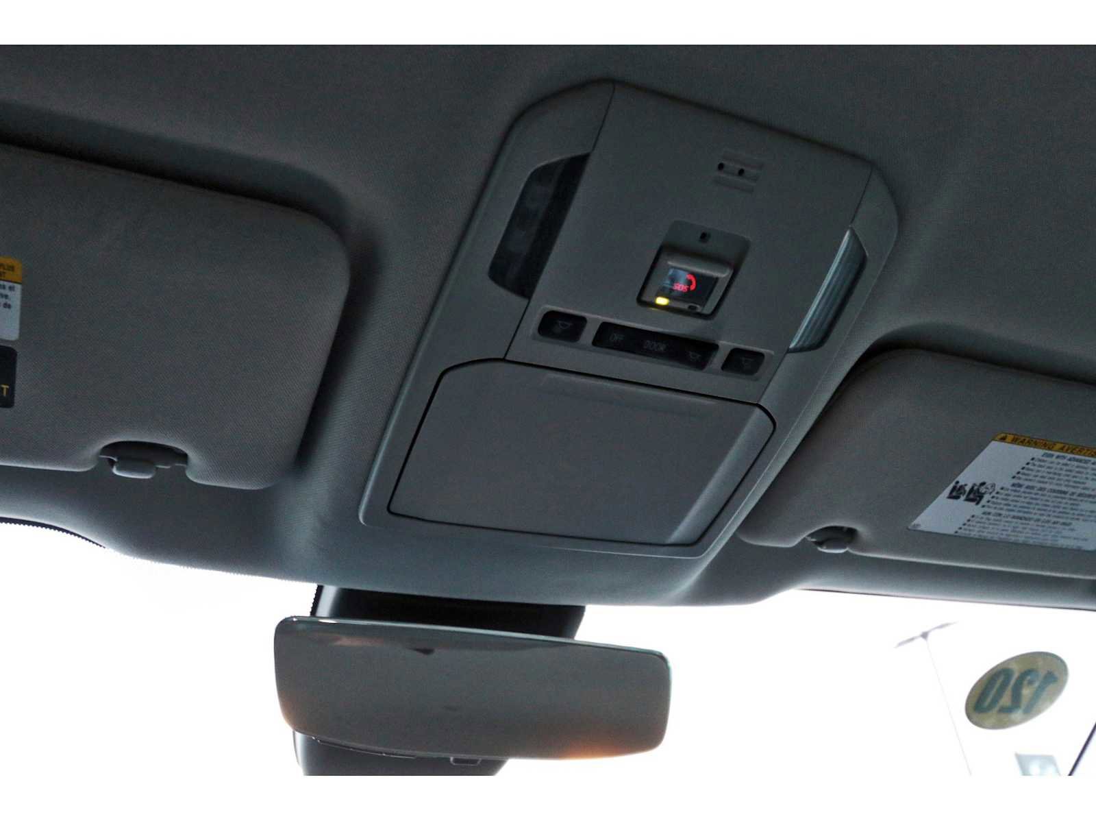 Used 2023 Toyota Highlander LE image 18