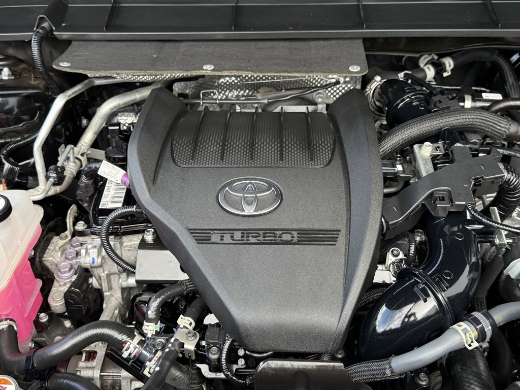 Used 2023 Toyota Highlander Platinum image 36