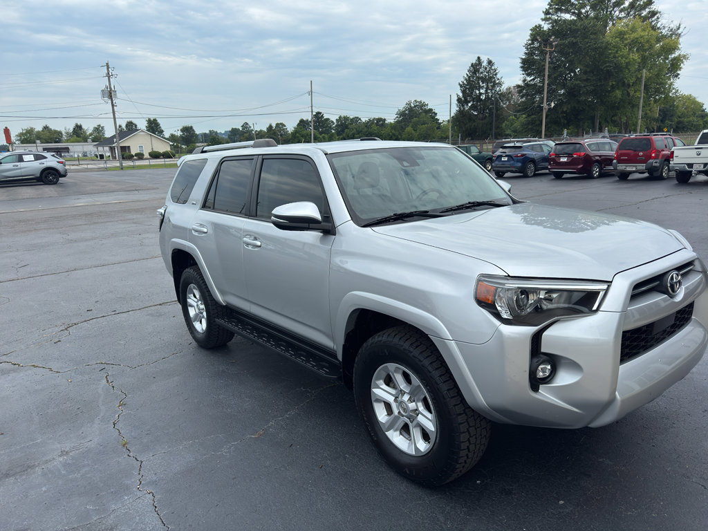 Used 2022 Toyota 4Runner SR5 Premium image 3