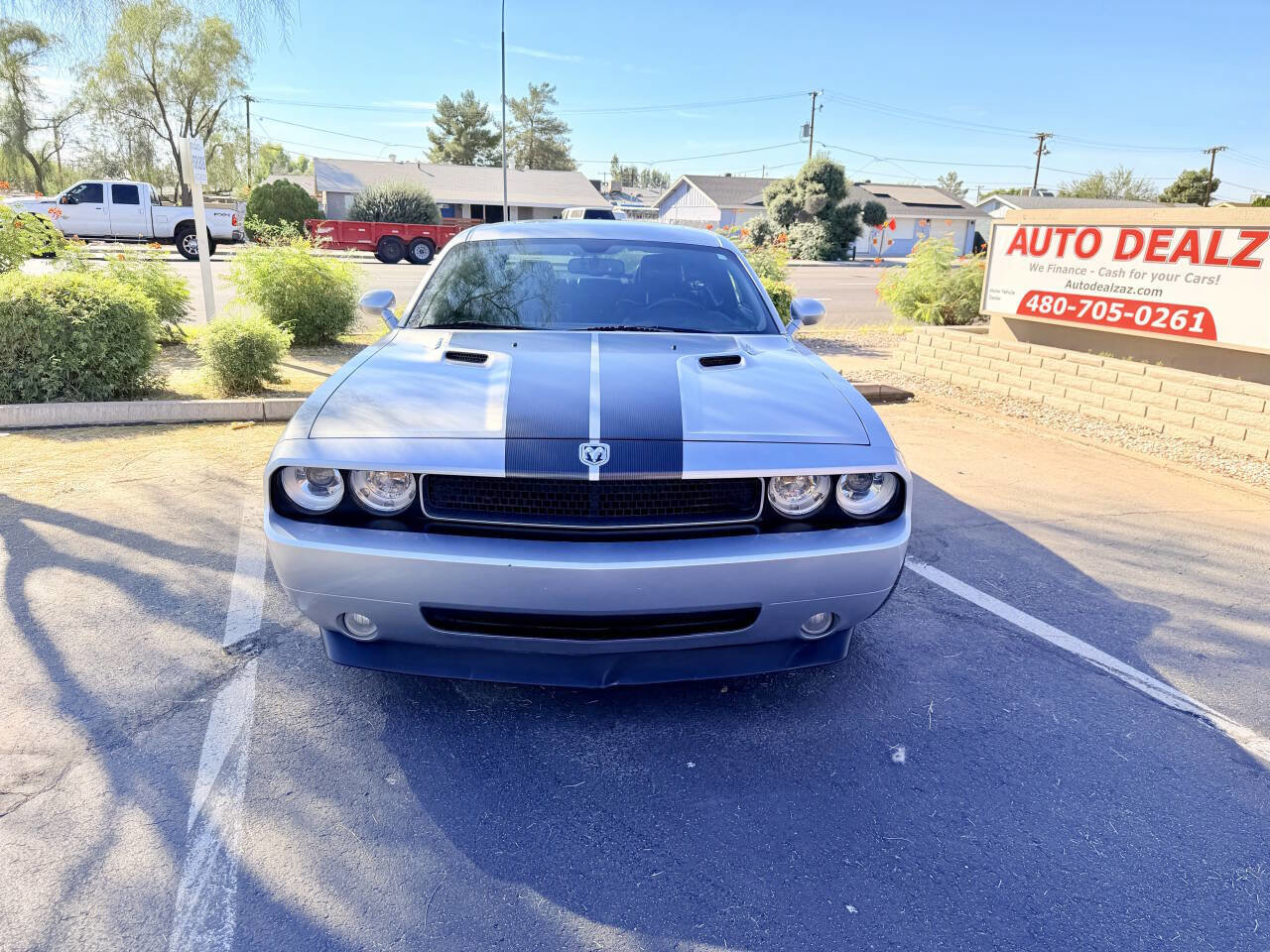 Used 2009 Dodge Challenger SRT8 w/ SRT Option Group II RWD image 3