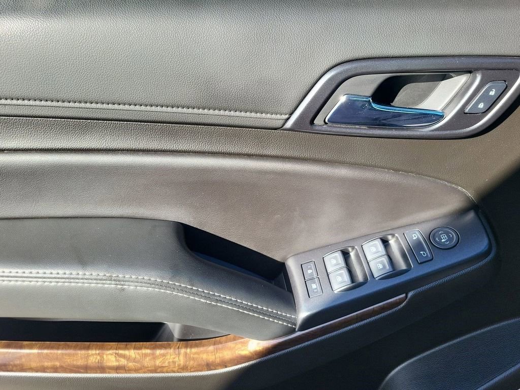 Used 2020 Chevrolet Tahoe LS w/ Enhanced Driver Alert Package image 27