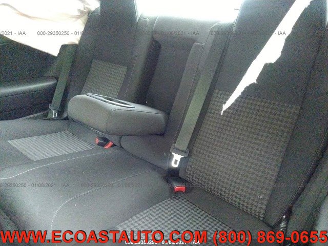 Used 2019 Dodge Challenger R/T w/ Performance Handling Group RWD image 9