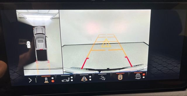 Used 2025 GMC Sierra 1500 AT4 w/ AT4 Premium Package image 33