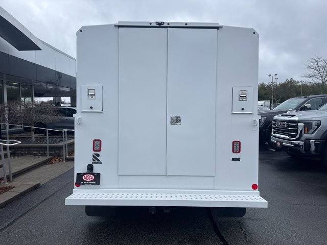 New 2025 GMC Savana 3500 w/ Power Convenience Package image 5