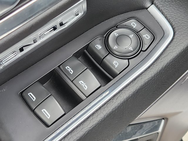 Used 2022 GMC Sierra 1500 Denali AWD/4WD image 22