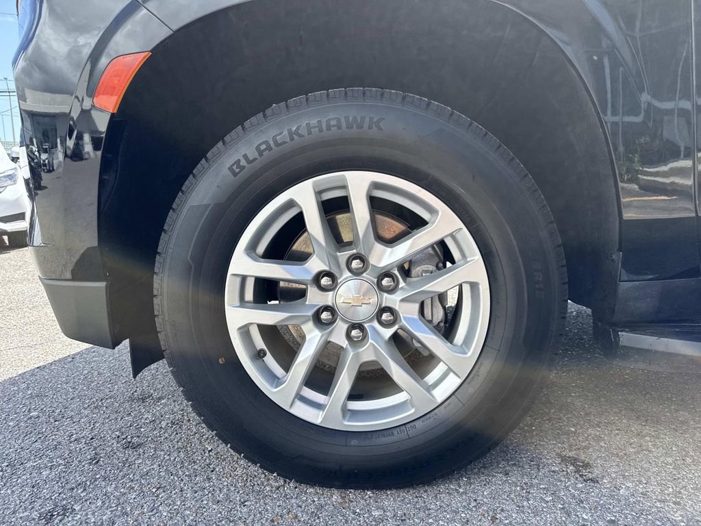 Used 2024 Chevrolet Tahoe LT RWD image 5