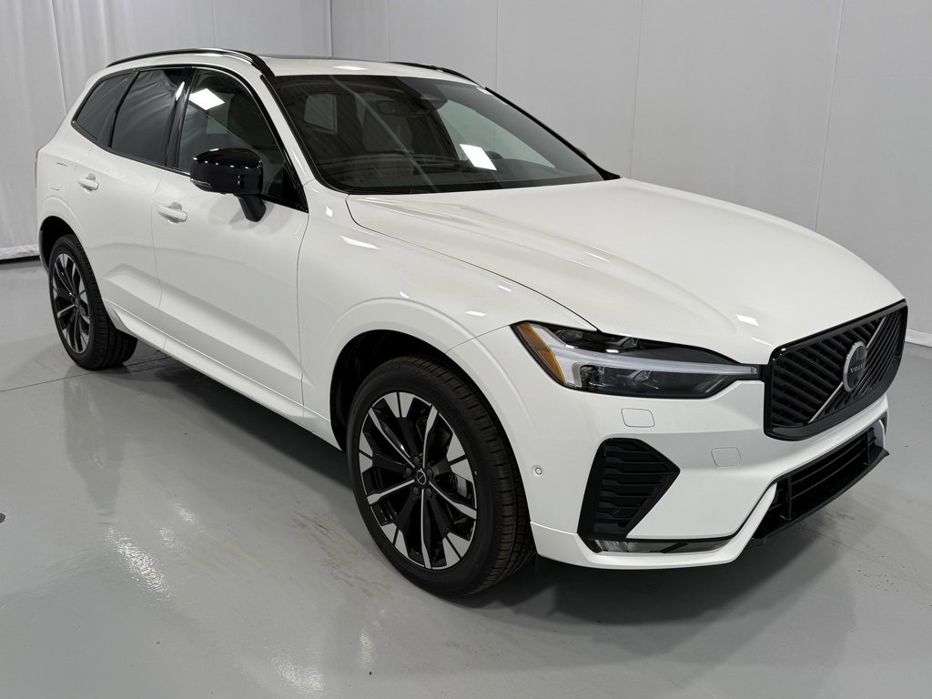 New 2026 Volvo XC60 B5 Plus w/ Protection Package Premier image 4