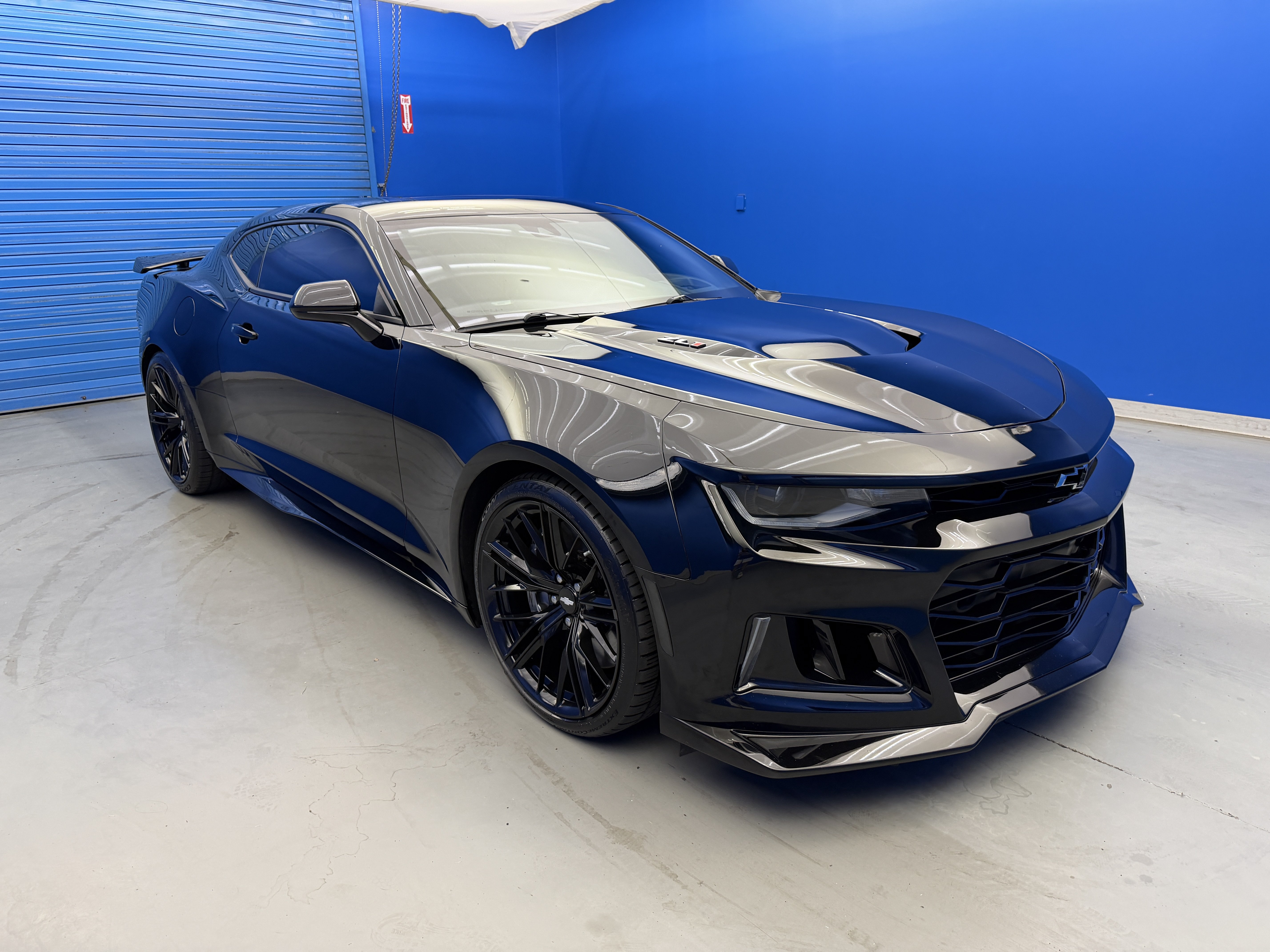 Used 2019 Chevrolet Camaro ZL1 RWD image 2