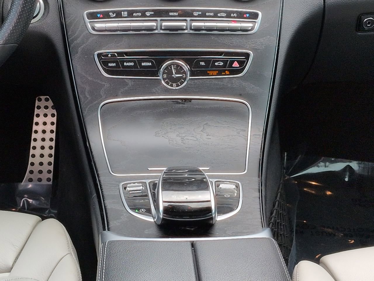 Used 2017 Mercedes-Benz C 300 4MATIC Sedan image 18