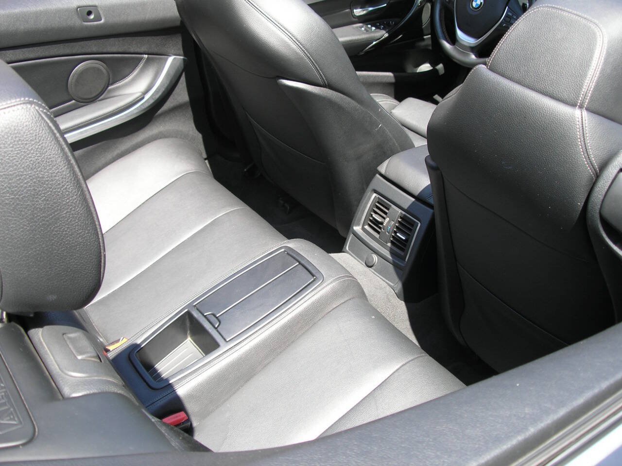 Used 2018 BMW 430i Convertible RWD image 9