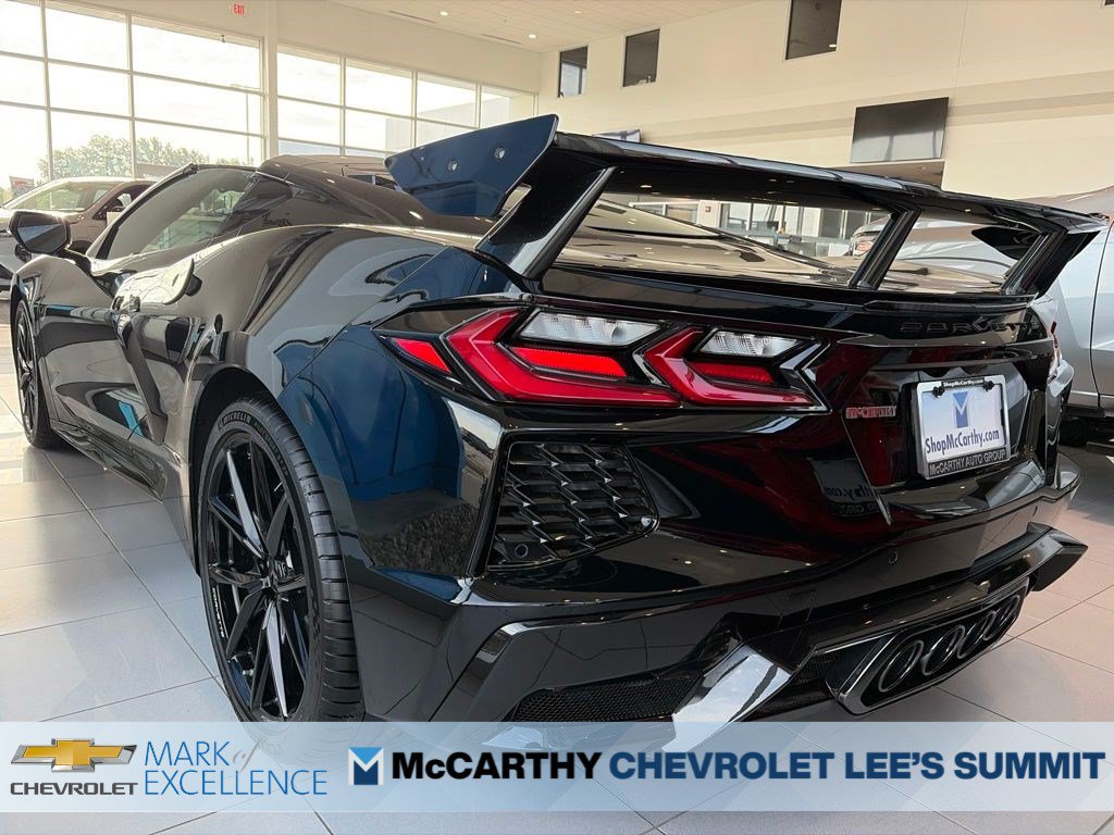 New 2027 Chevrolet Corvette Stingray Coupe w/ Z51 Performance Package RWD image 6