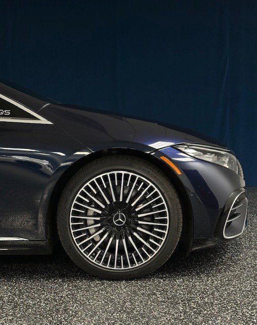 Used 2022 Mercedes-Benz EQS 580 4MATIC Sedan image 6