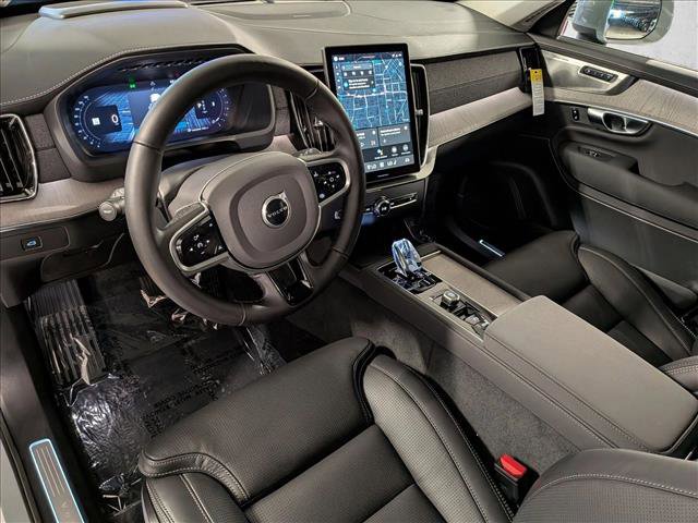 New 2026 Volvo XC90 B6 Ultra w/ Protection Package image 3