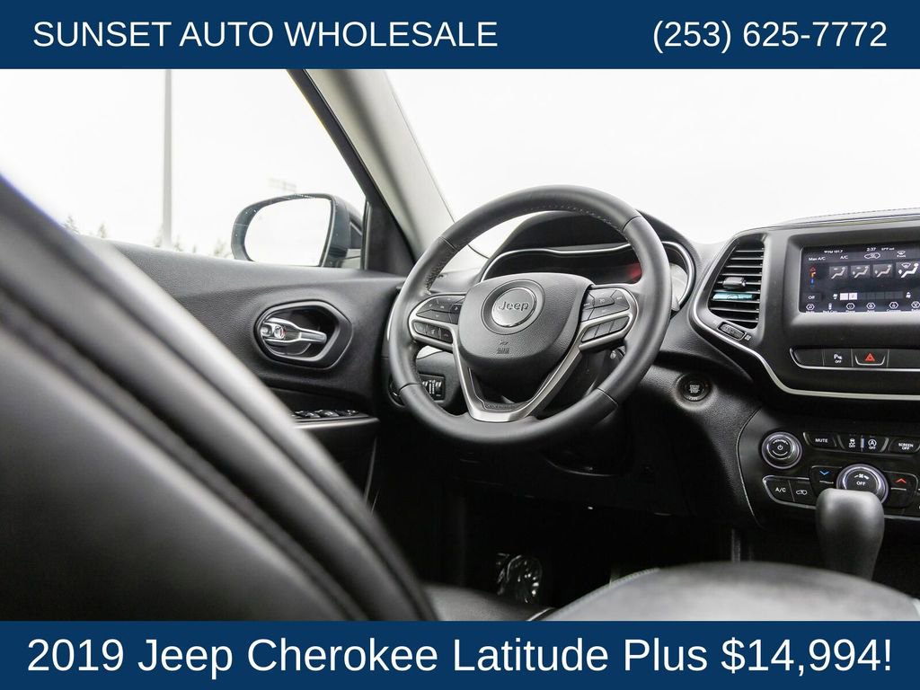 Used 2019 Jeep Cherokee Latitude Plus image 45