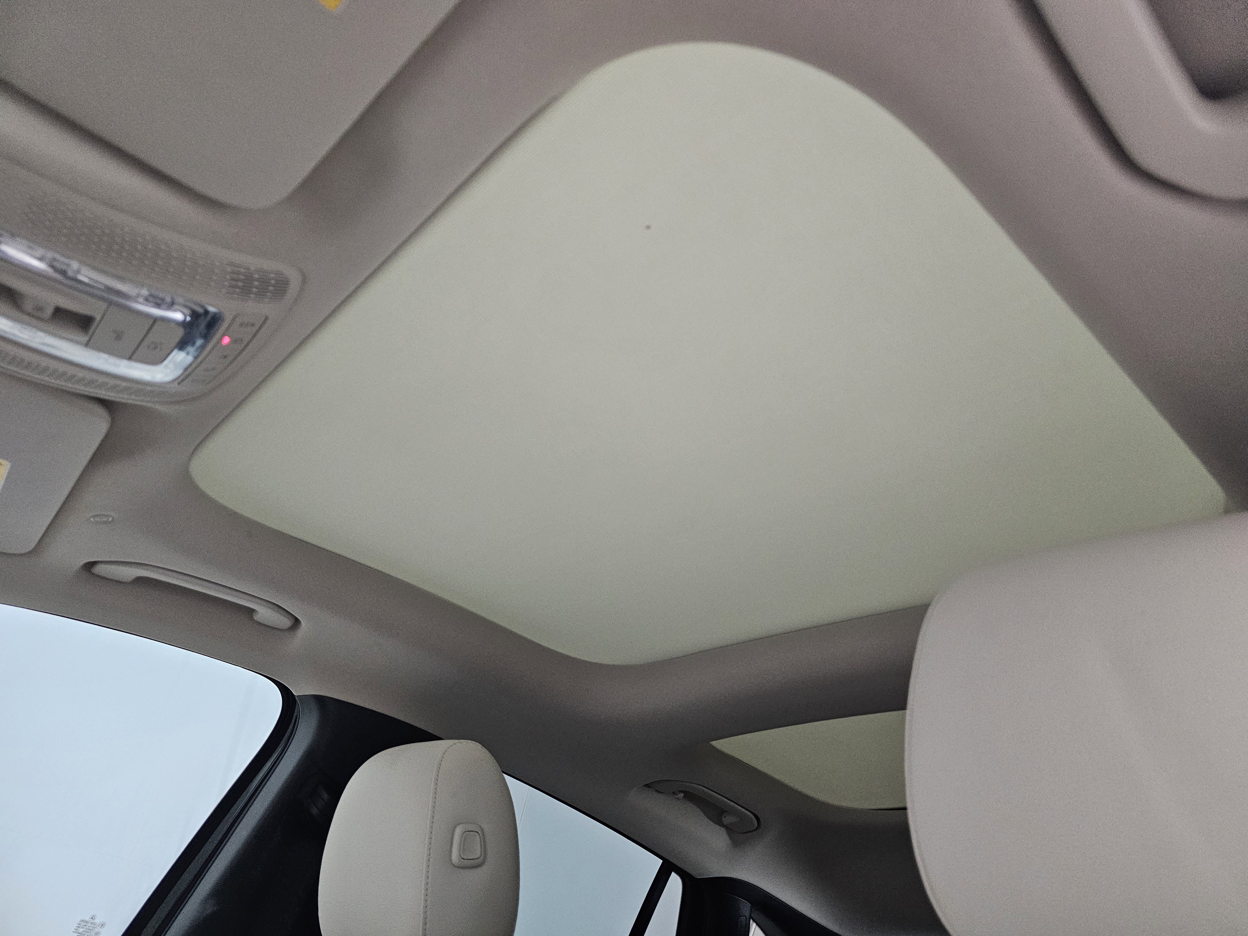 Certified 2022 Mercedes-Benz GLA 250 4MATIC image 9