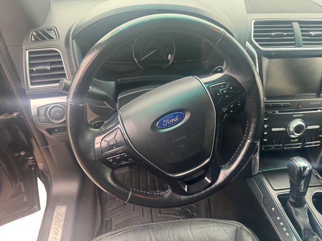 Used 2016 Ford Explorer Limited image 12